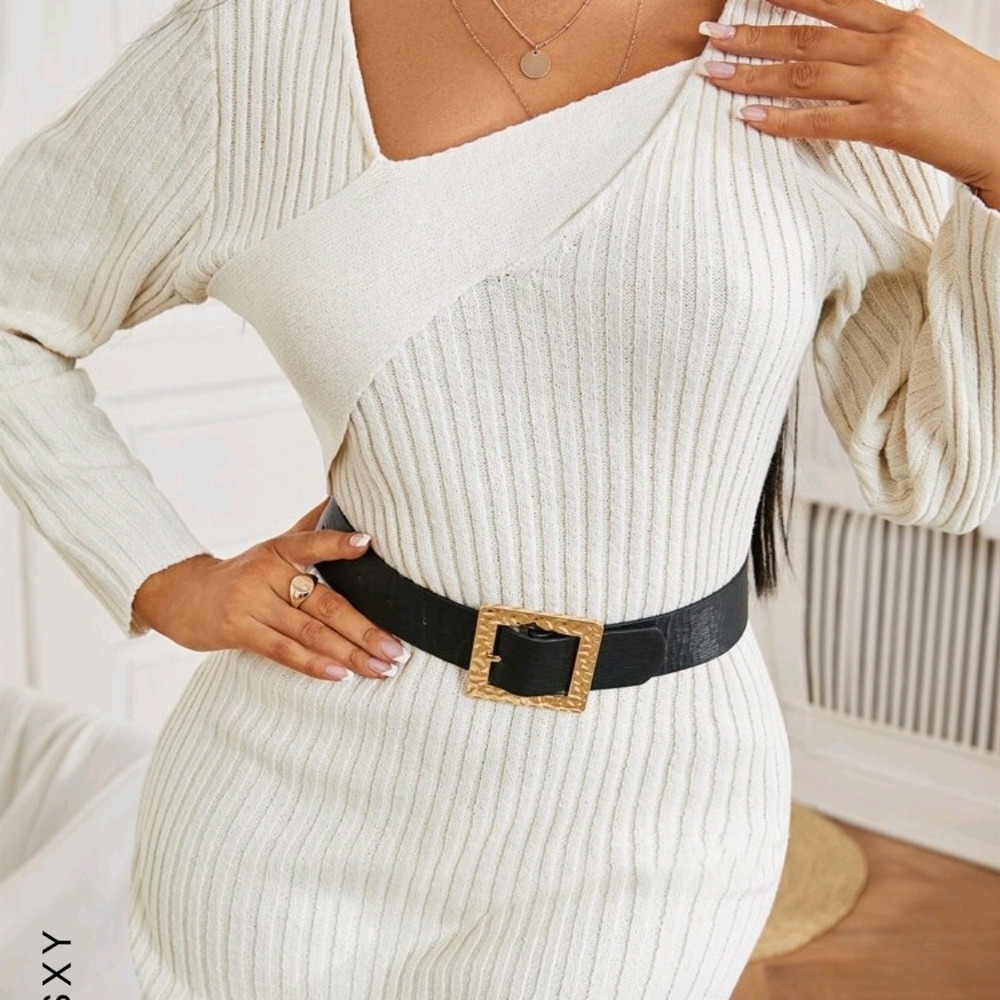 Stylish Cream Ribbed Knit Dress with Belt